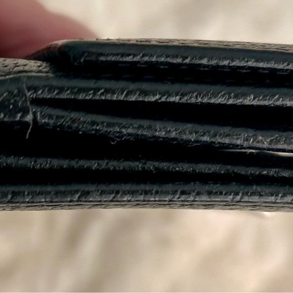 GUCCI Black Lambskin Trifold Long Wallet with Silver G Clasp Vintage - Picture 9 of 13